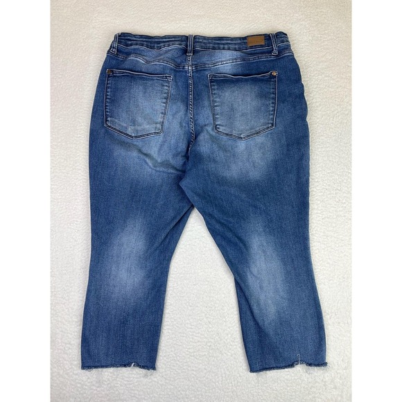 Judy Blue Crop Jeans Womens 22W Blue Dark Wash High Rise Raw Hem Stretch Denim - Picture 2 of 13